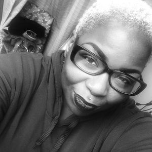 Meet your Posher, Lashana